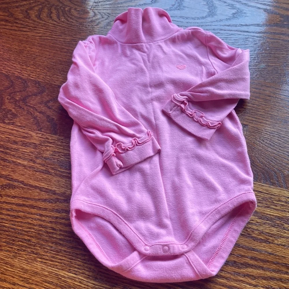 2 baby onesies!